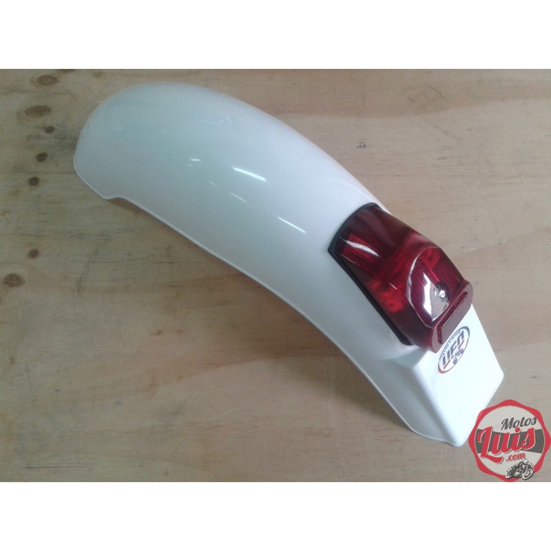 Guadabarros Trasero Con Luz Blanco