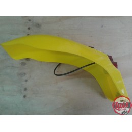 Guadabarros Trasero Con Luz Medio Amarillo